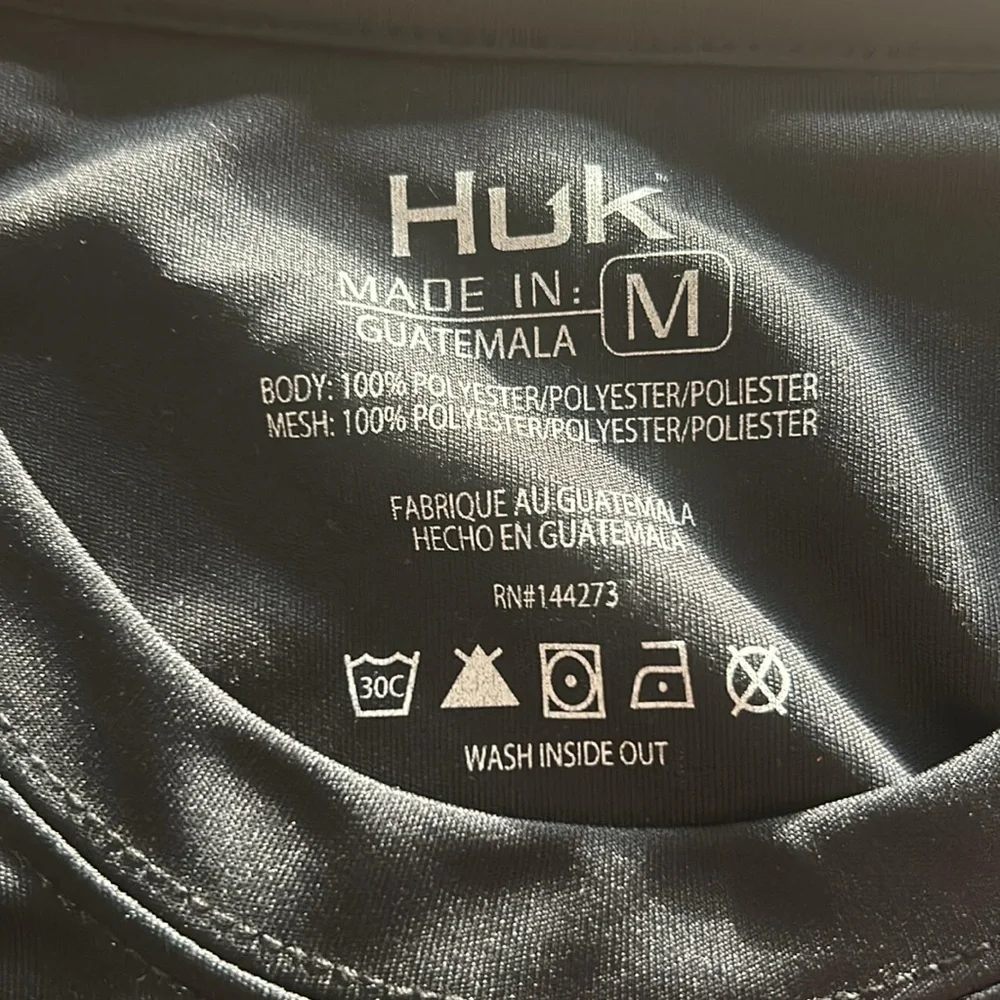 Huk Rashguard/Fishing Medium - Picture 3 of 3
